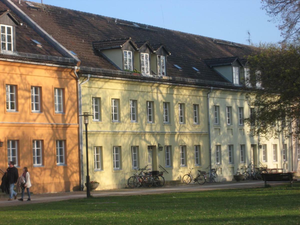 Schloss-Und Seeblick Apartment Rheinsberg Exterior photo