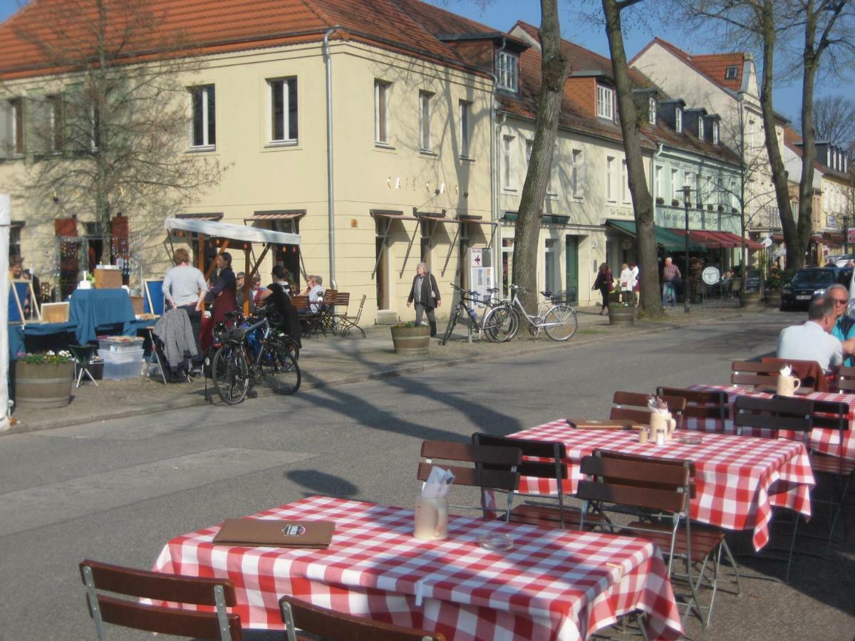 Schloss-Und Seeblick Apartment Rheinsberg Exterior photo